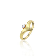 Stylish V-Shape Gold Ring on Model Finger - Trendy Jewellery India